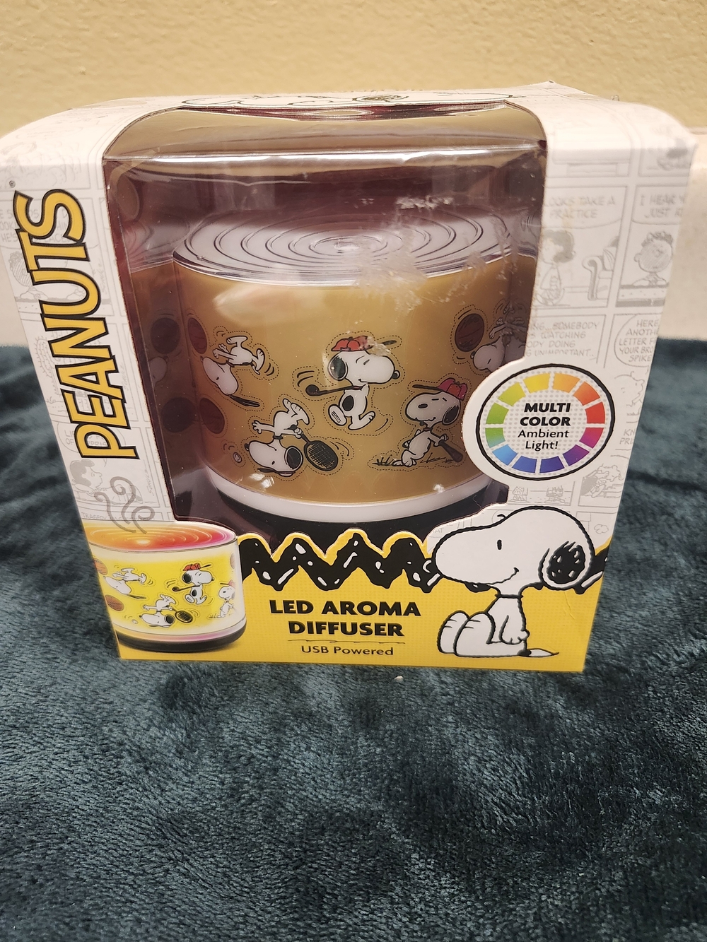 Peanuts Yellow Snoopy LED Aroma Diffuser